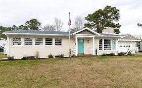 Edenton 3 Br/ 2 Bath King, Fire Pit